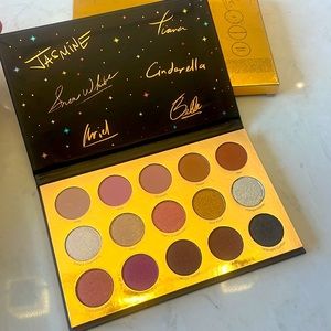 COLOURPOP Disney Princess Eyeshadow Palette - New in Box